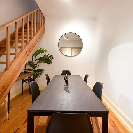 Private With Balcony In A Coliving - Privatunterkunft *