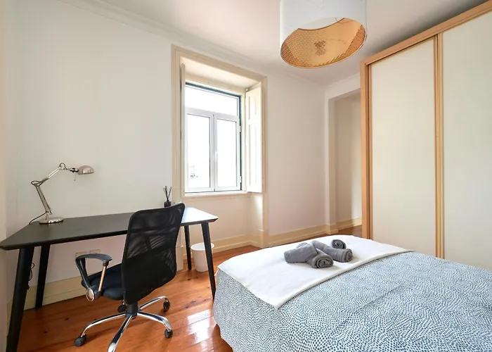 Private With Balcony In A Coliving - Pansiyon *