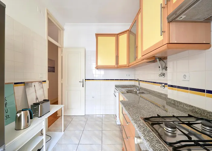 Pansiyon Private With Balcony In A Coliving - Lisboa